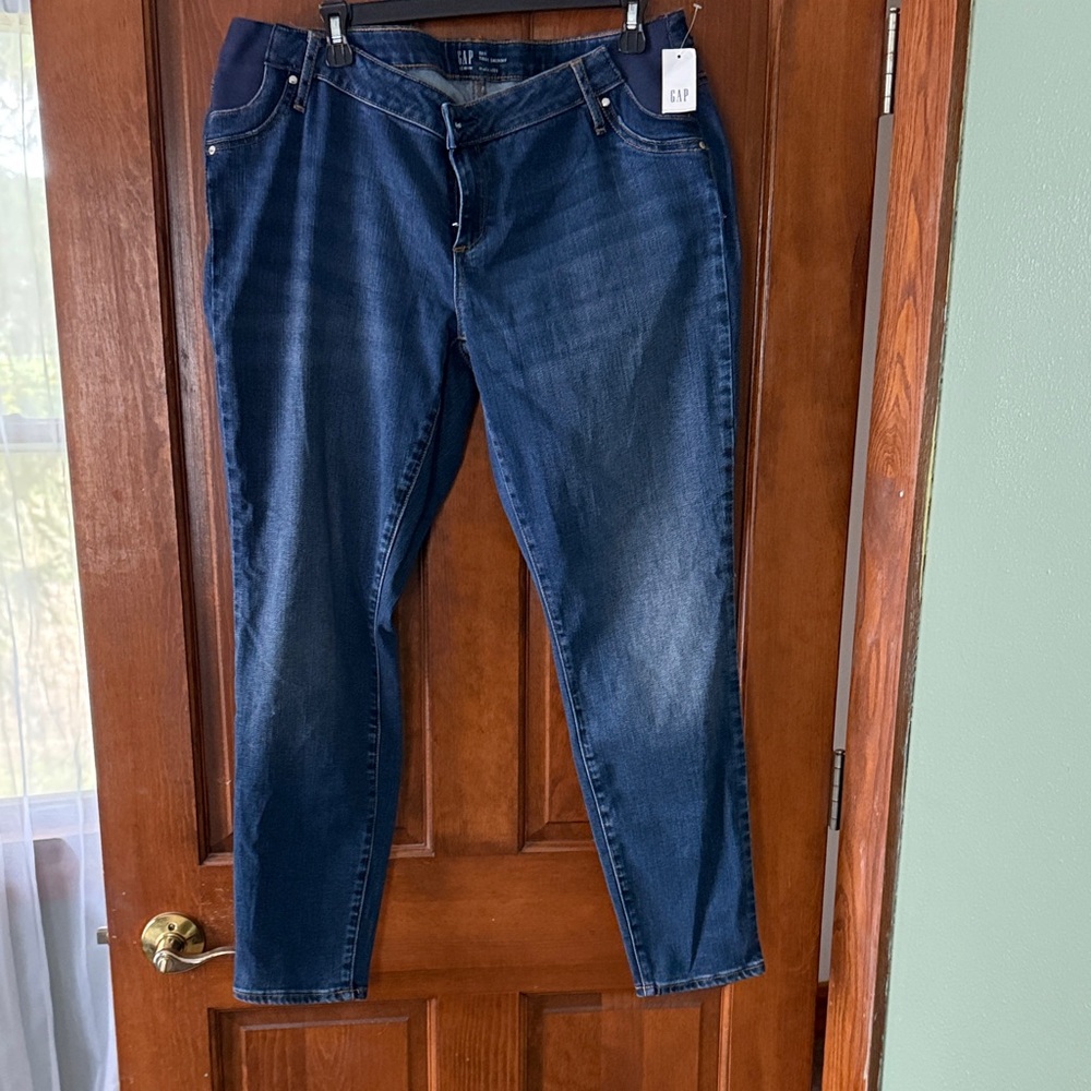 GAP Women's Maternity Indigo Skinny Jeans